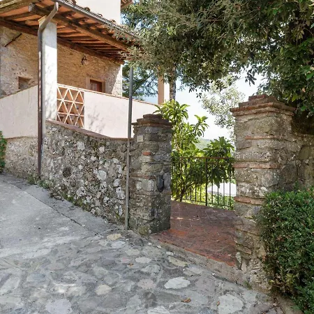Belvilla By Oyo Camelia Pescaglia Exterior photo
